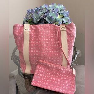 ❤️WAS $400 BULGARI Vintage, Fabric/Leather Trim Med. Tote w/Pouch